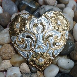 CRUMRINE Etched Floral Heart Belt Buckle